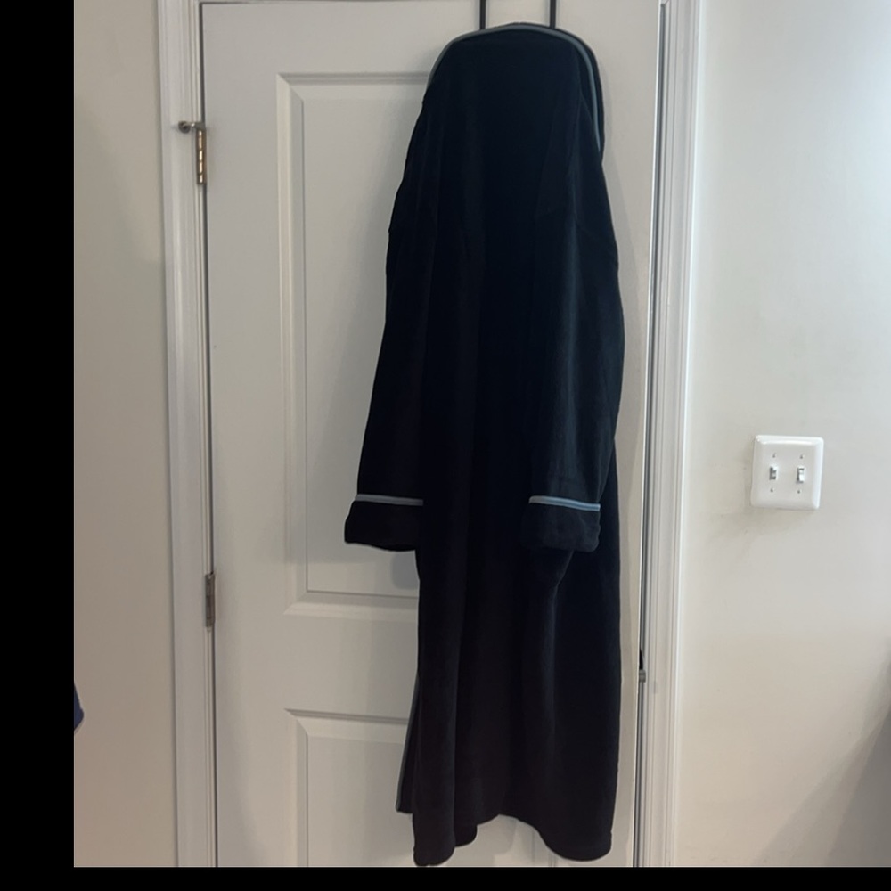 Nautica House Bath Robe soft polyester black grey Mens One Size
